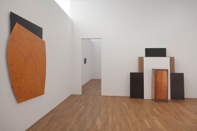 Exhibition space with works by Imi Knoebel