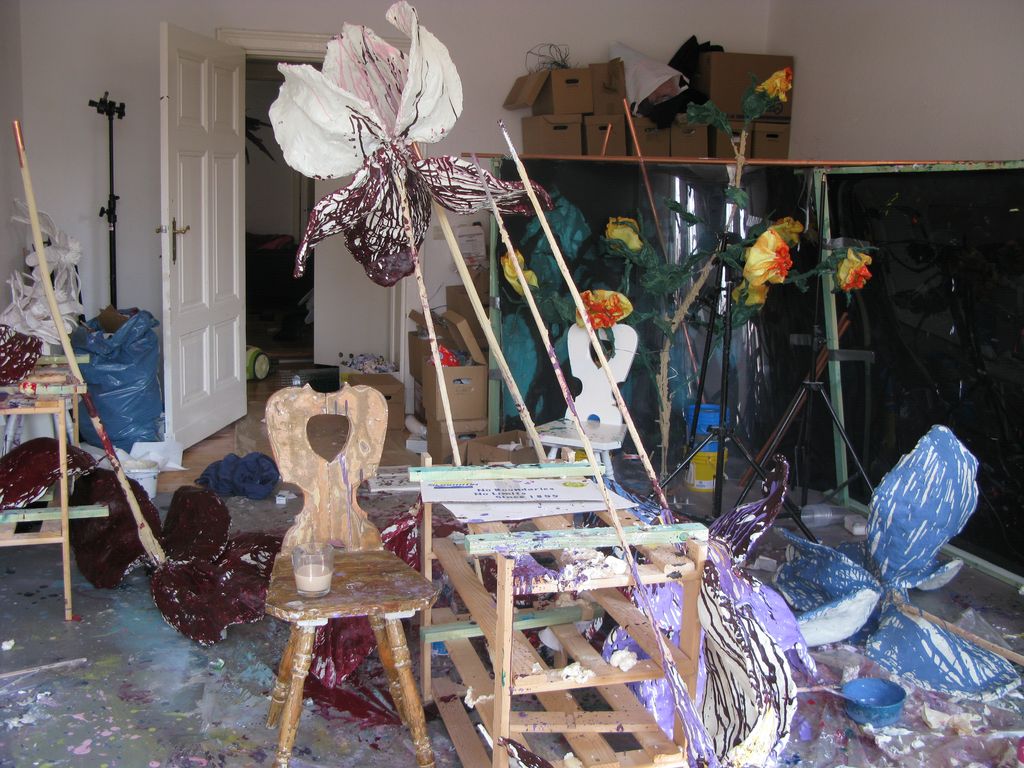 Flower sculptures fill the apartment of Nathalie Djurberg and Hans Berg, photo: Hans Berg/VG BILD-KUNST Bonn