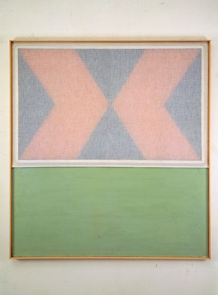 Horizontally split canvas. On the upper half a red X on a dark background shines through translucent white fabric. The lower half is painted light green. Fabio Mauri, Sammlung Goetz, Munich