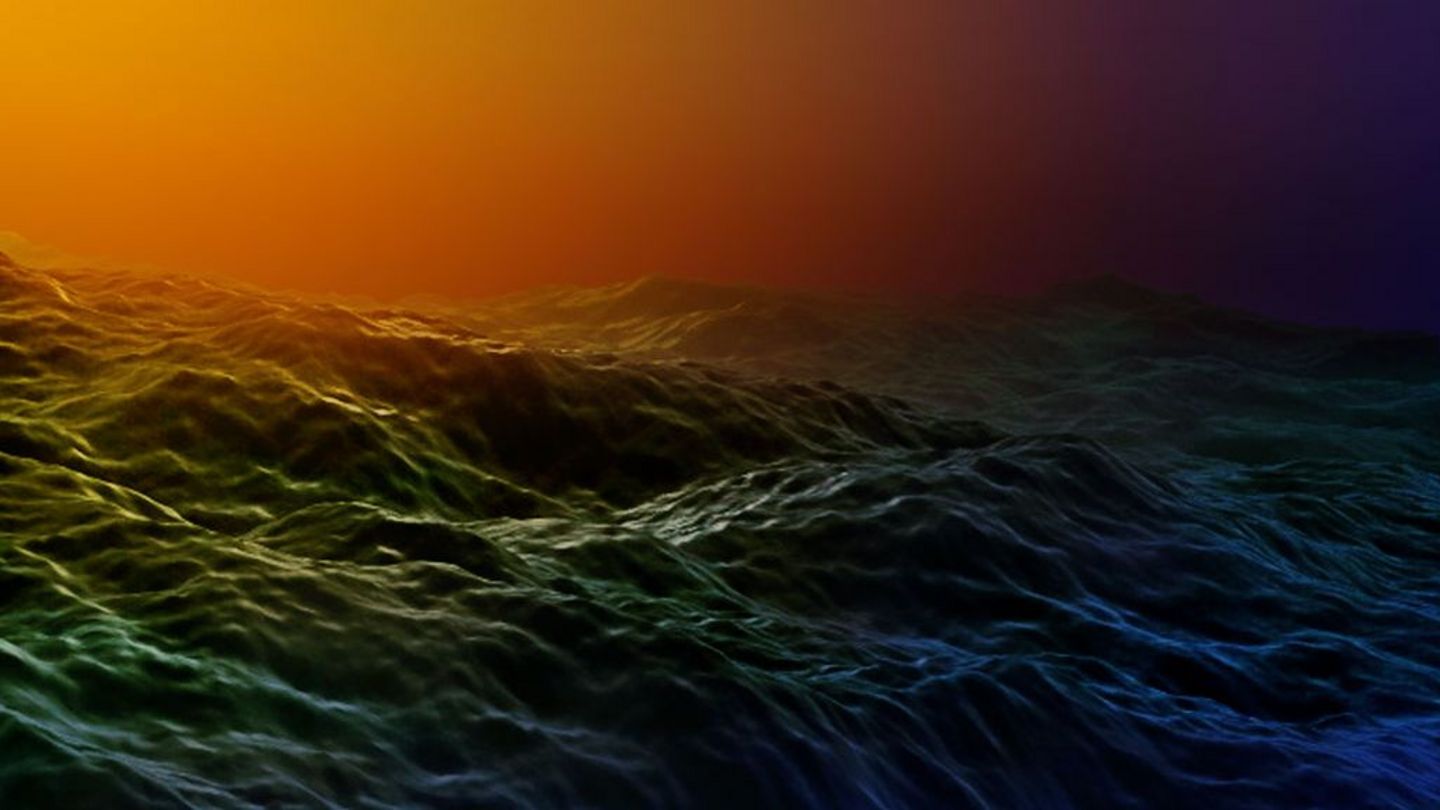 In dunklen Blau- und Grüntönen schimmernde unregelmäßige Oberfläche, die an ein Gewässer oder eine Welle erinnert. Im Hintergrund ist ein orange-rot-violetter Farbverlauf, ähnlich wie bei einem Sonnenauf- bzw. Sonnenuntergang. 